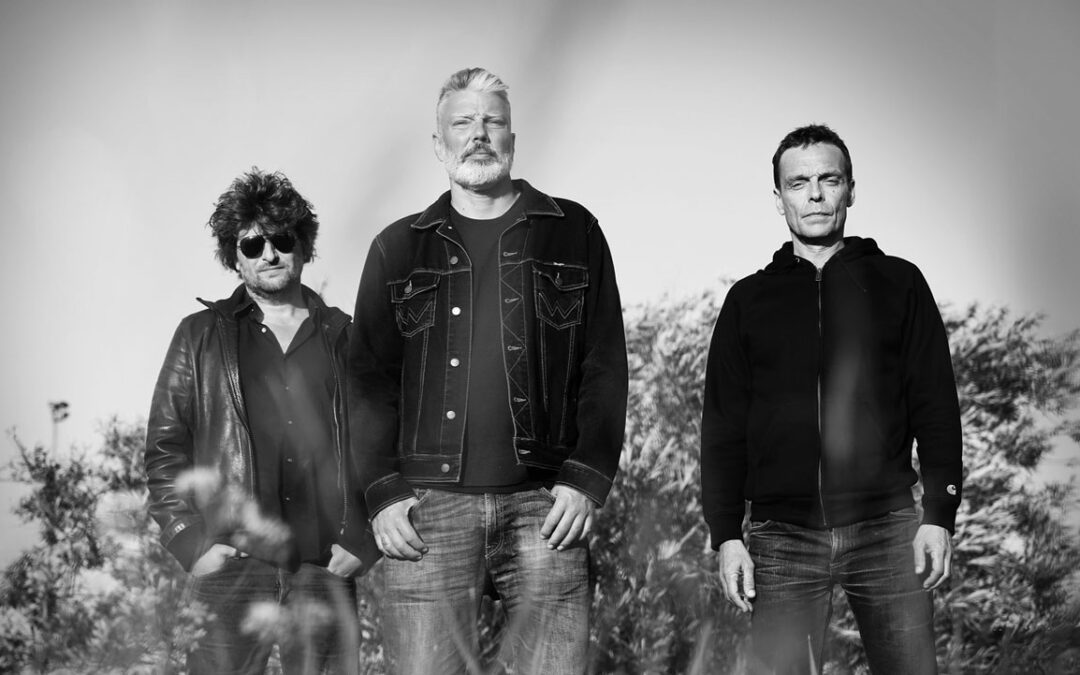 THE SANDMEN